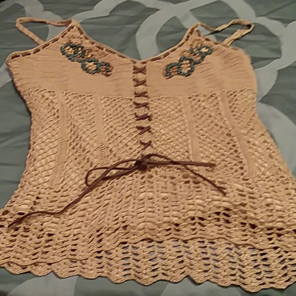 XOXO crochet top